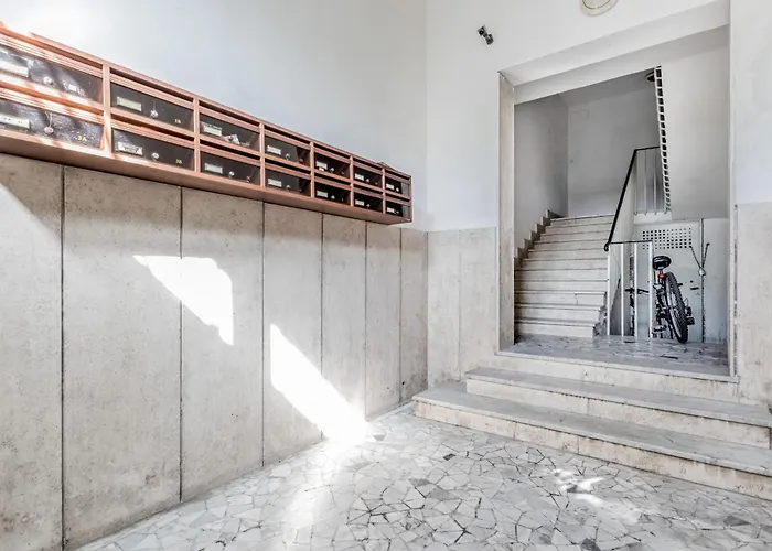 The Empire Appartement *